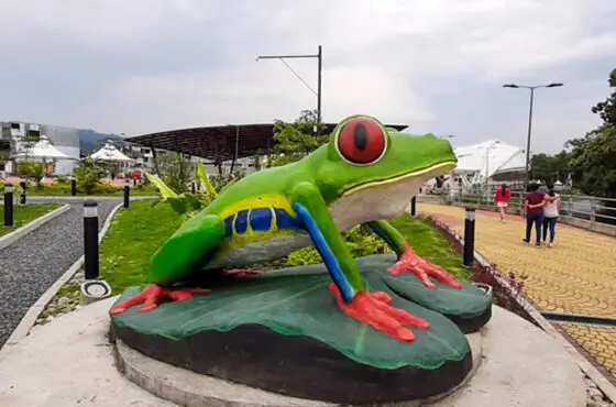 Paseo Turístico del Malecón Boayaku-Puyo